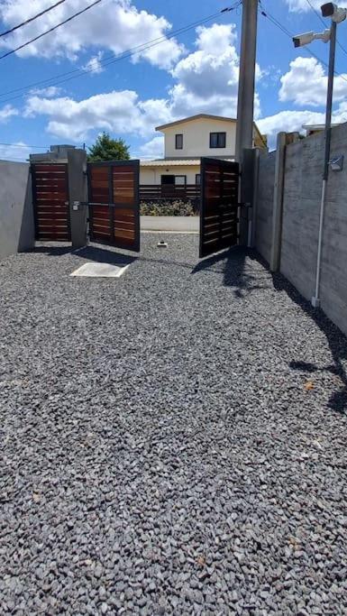 Bois Mapou Self Catering Apartments Unit 204 Rivière Noire Dış mekan fotoğraf